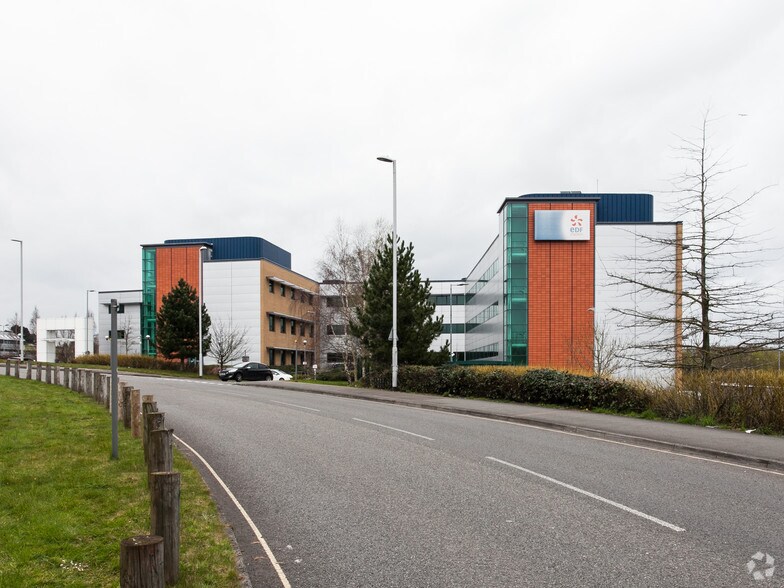 Grenadier Rd, Exeter à louer - Photo de l’immeuble – Image 2 sur 32