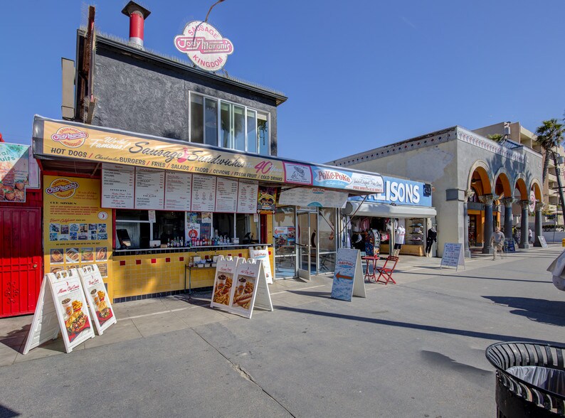 2011 Ocean Front Walk, Venice, CA à vendre - Photo de l’immeuble – Image 2 sur 28