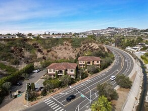 2753 Camino Capistrano, San Clemente, CA à louer Photo intérieure– Image 1 sur 10