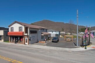 Plus de détails pour 449 Main St, Rainelle, WV - Local commercial à vendre