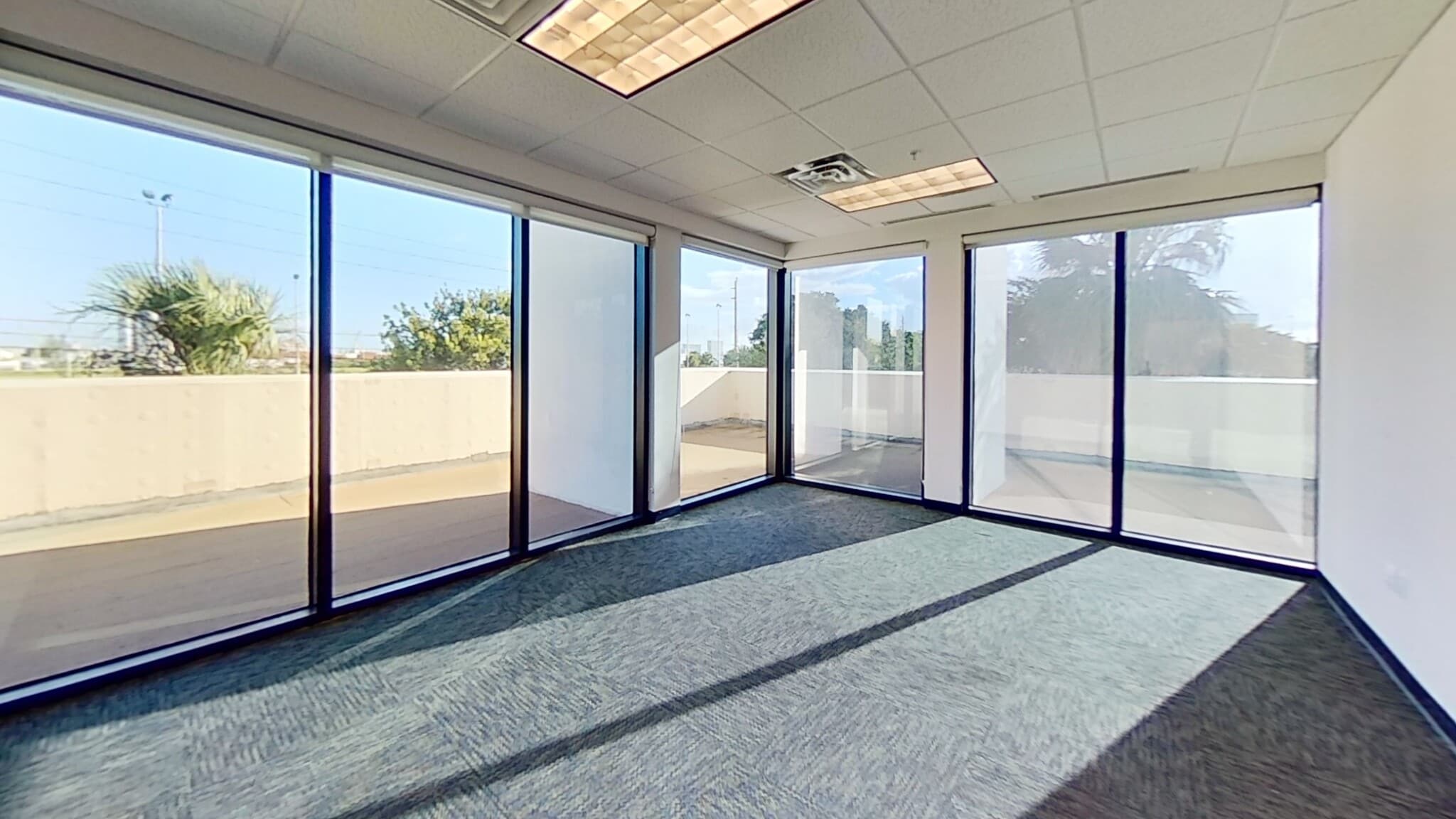 1800 Eller Dr, Fort Lauderdale, FL à louer Photo intérieure– Image 1 sur 9