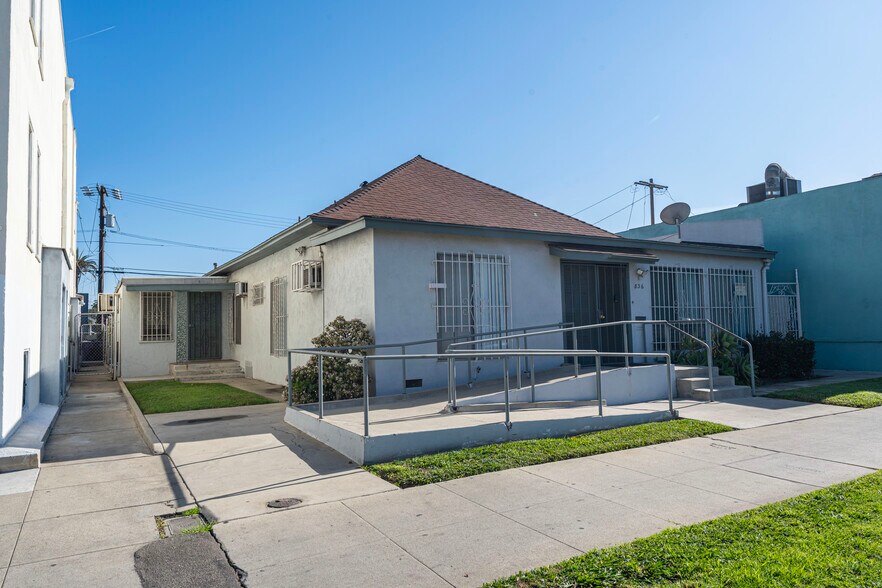 836 Atlantic Ave, Long Beach, CA à vendre - Photo de l’immeuble – Image 3 sur 6
