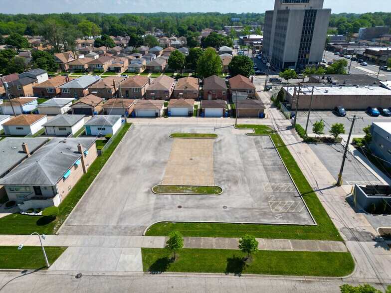 2331-2341 W 79th Pl, Chicago, IL à vendre - Photo de l’immeuble – Image 2 sur 5