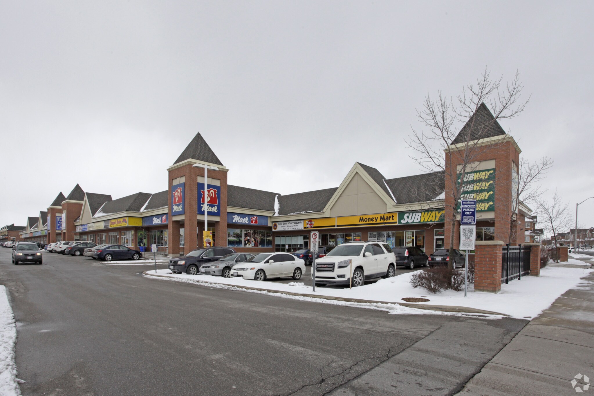 9661 Jane St, Vaughan, ON à louer Photo principale– Image 1 sur 3