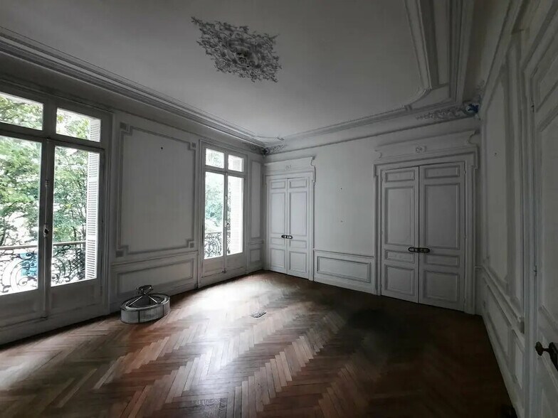 Bureau dans Rouen à louer - Photo de l’immeuble – Image 3 sur 16