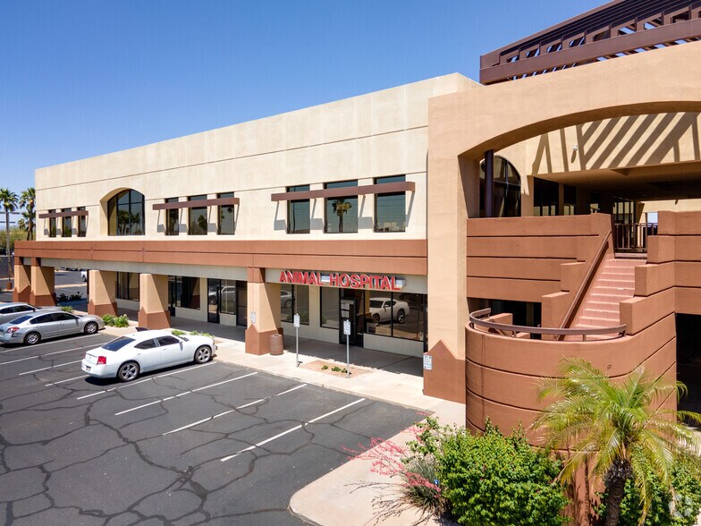 3227 E Bell Rd, Phoenix, AZ à vendre - Photo de l’immeuble – Image 2 sur 6