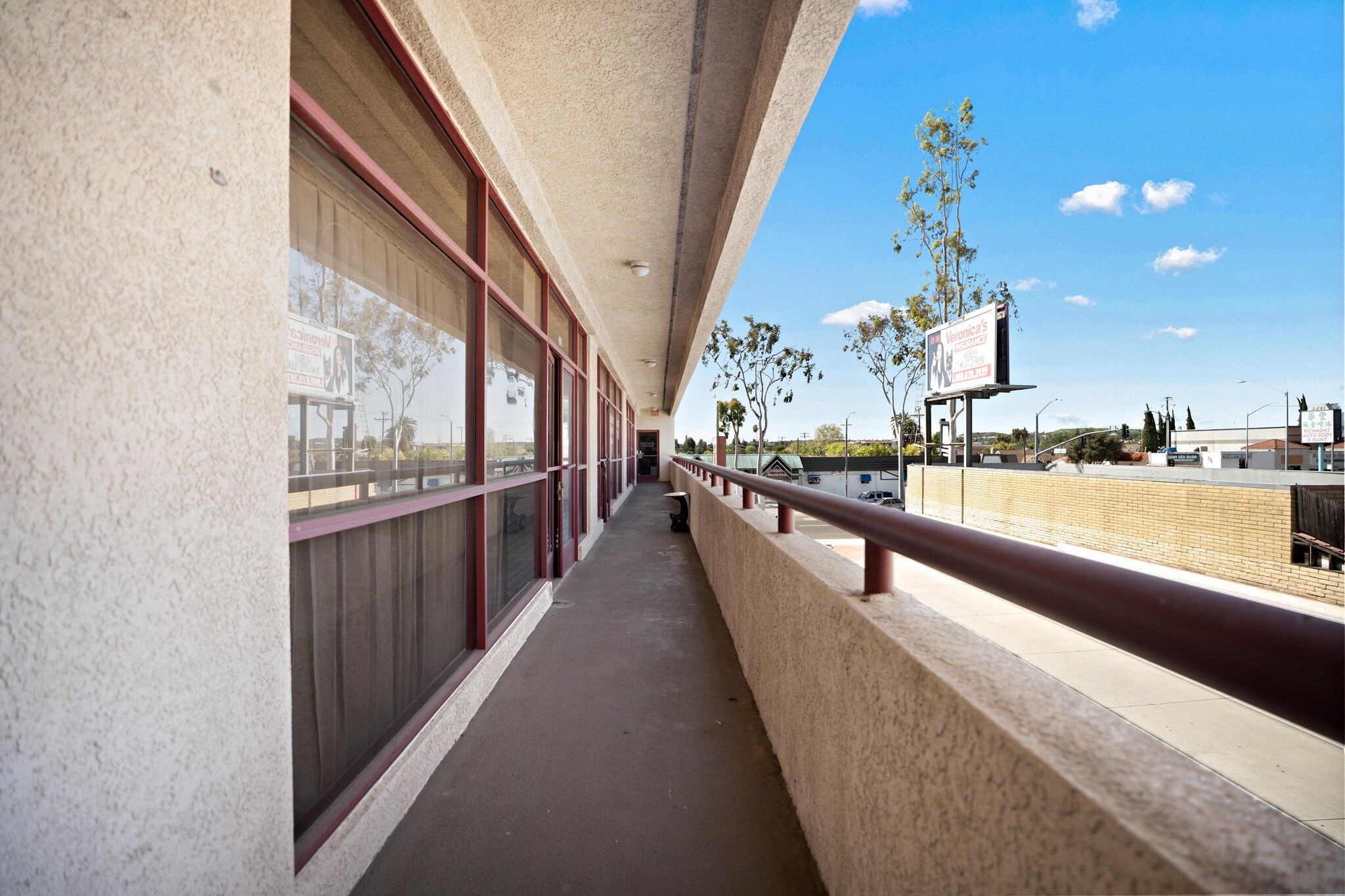 8811 Garvey Ave, Rosemead, CA à louer Photo de l’immeuble– Image 1 sur 12
