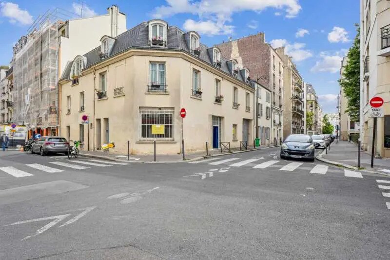 40 Rue Des Bergers, Paris à vendre Photo de l’immeuble– Image 1 sur 1
