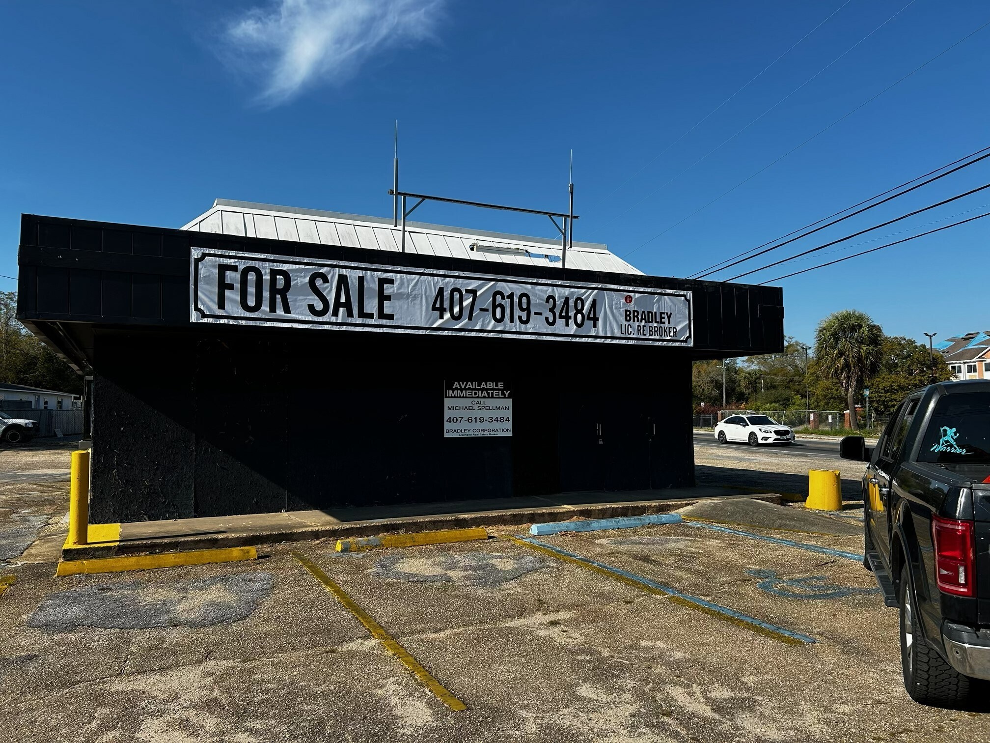 4010 Barrancas Ave, Pensacola, FL à vendre Photo principale– Image 1 sur 10