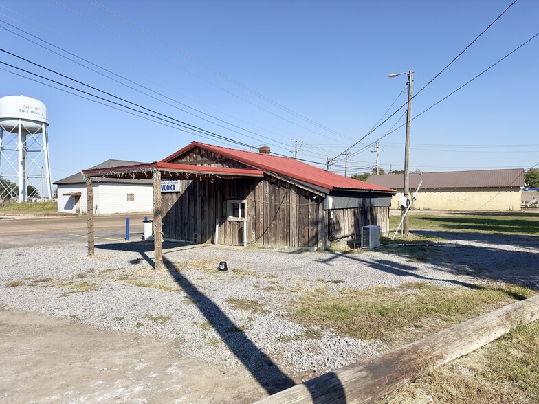 1315 Church St, Tiptonville, TN à vendre - Photo de l’immeuble – Image 2 sur 6
