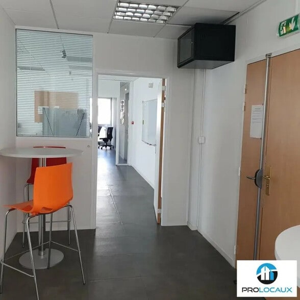 Bureau dans Grenoble à louer - Photo intérieure – Image 3 sur 6