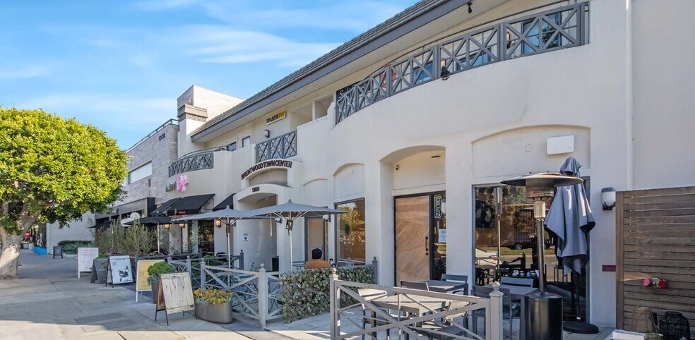 13050 San Vicente Blvd, Los Angeles, CA à louer - Photo de l’immeuble – Image 2 sur 17