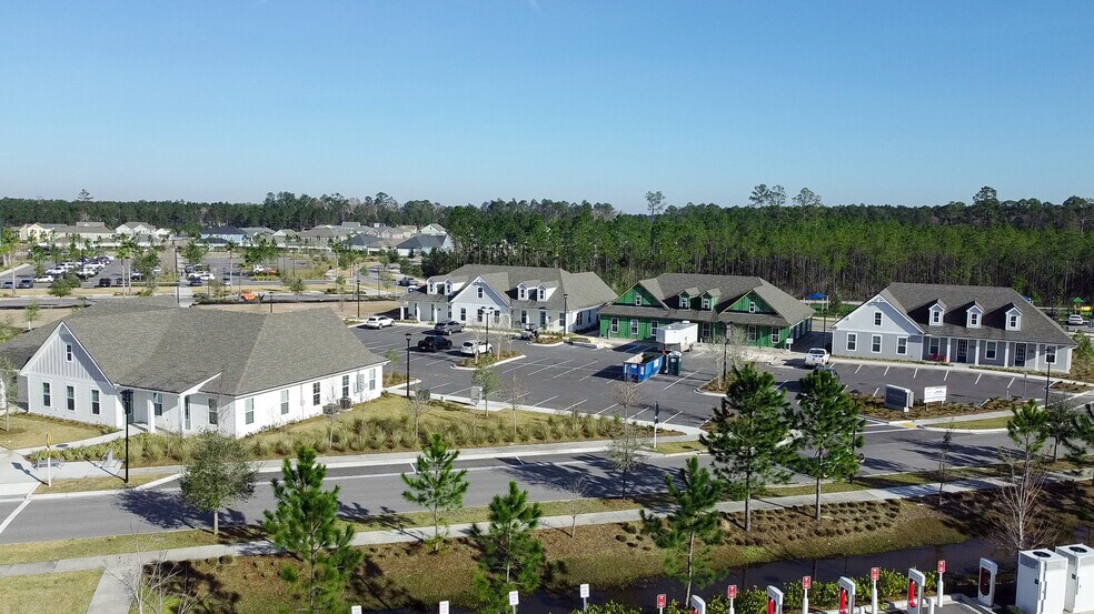 57 Homegrown Way, Yulee, FL à vendre - Photo de l’immeuble – Image 3 sur 6