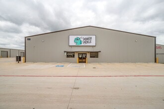 138 Leopard Rd, Rhome, TX à louer Photo intérieure– Image 1 sur 10
