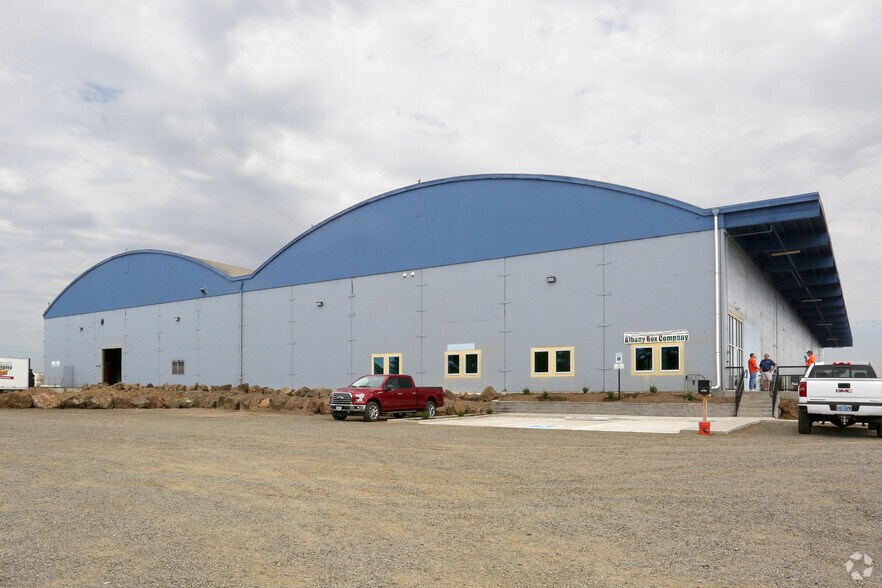 2729 Pacific Blvd SW, Albany, OR à louer - Photo principale – Image 1 sur 4