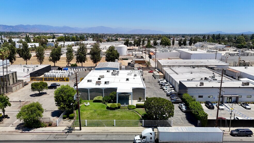 9016 Winnetka Ave, Northridge, CA à vendre - Photo de l’immeuble – Image 3 sur 9