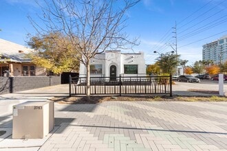 310 Gass Ave, Las Vegas, NV à louer Photo de l’immeuble– Image 2 sur 32