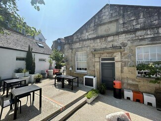 Plus de détails pour 55 Cross St, Cowes - Local commercial à vendre