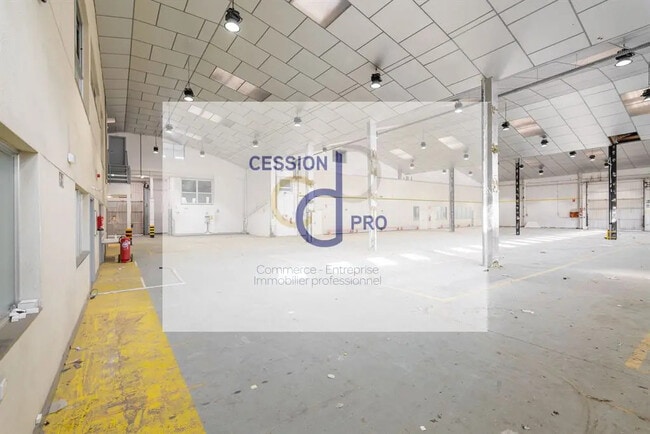 Plus de détails pour Local commercial à vendre