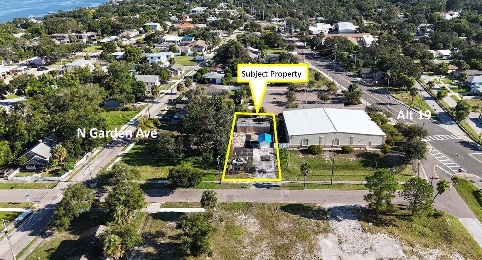 604 Palm Bluff St N, Clearwater, FL à vendre - Photo de l’immeuble – Image 3 sur 10