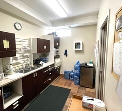 1288 Morro St, San Luis Obispo, CA à louer Photo intérieure– Image 1 sur 7