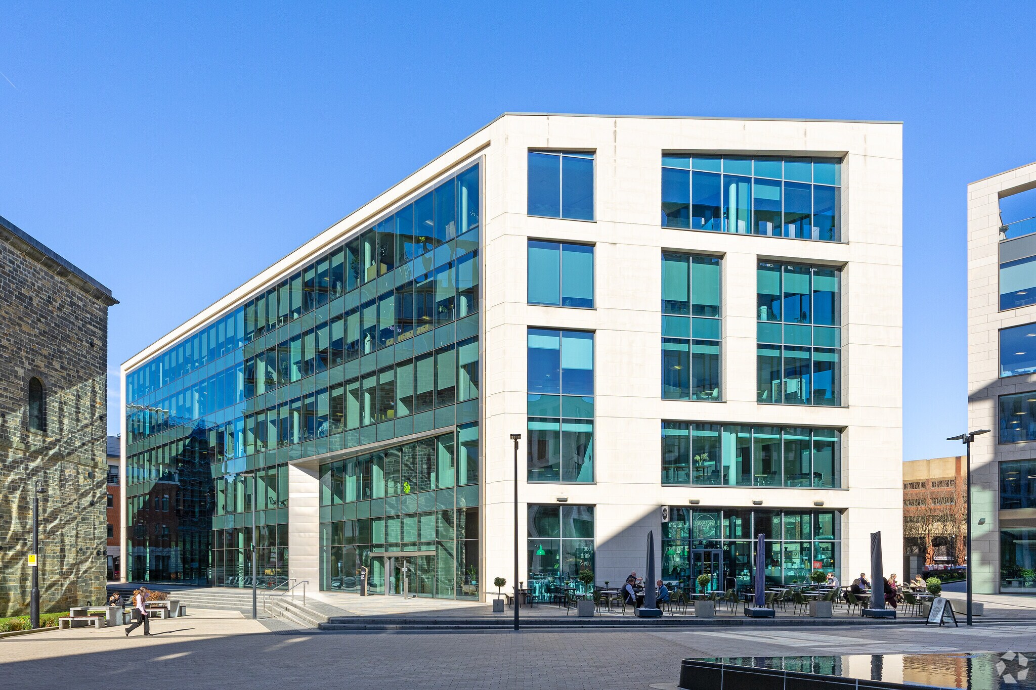 10 Wellington Pl, Leeds à louer Photo de l’immeuble– Image 1 sur 7