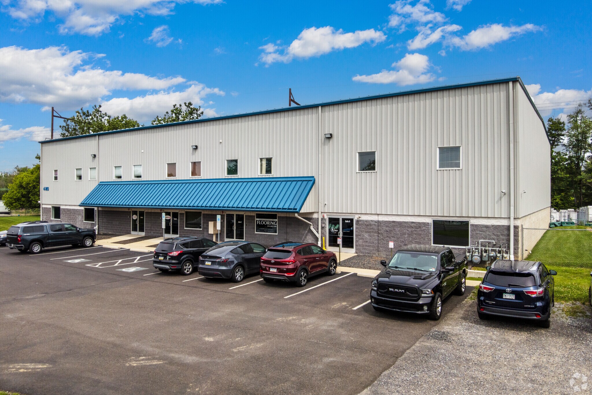 480 State Rd, Bensalem, PA à louer Photo de l’immeuble– Image 1 sur 10