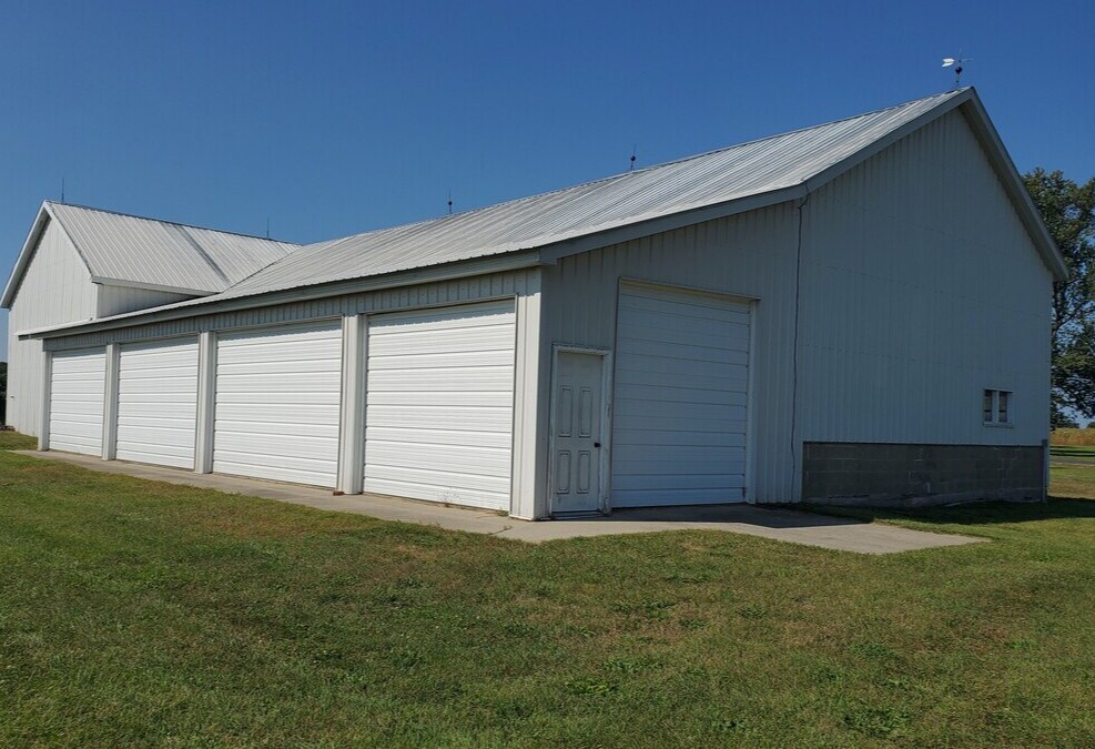 38738 County Road 374, Paw Paw, MI à vendre Photo principale– Image 1 sur 10