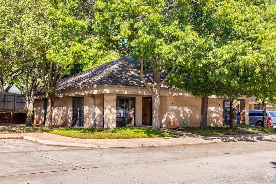 2932 NW 122nd St, Oklahoma City, OK à louer - Photo principale – Image 1 sur 15