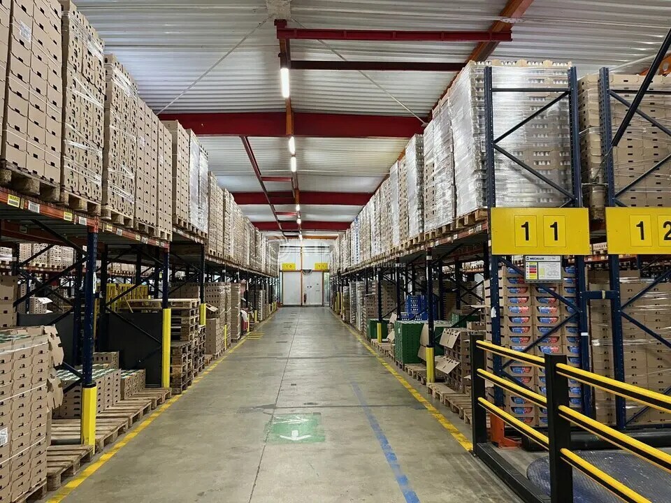 Industriel/Logistique dans Chambray-lès-Tours à louer Photo de l’immeuble– Image 1 sur 13