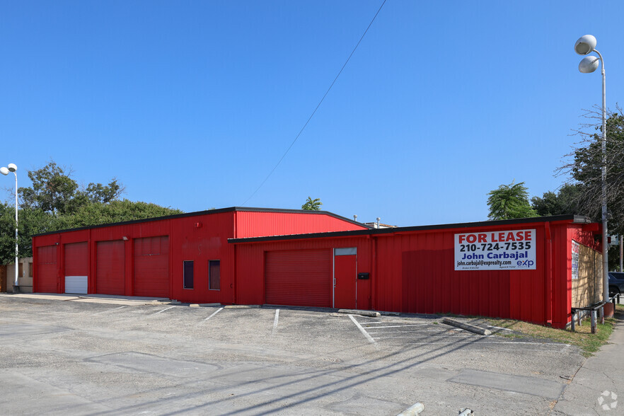 2423 Broadway St, San Antonio, TX à louer - Photo de l’immeuble – Image 2 sur 3