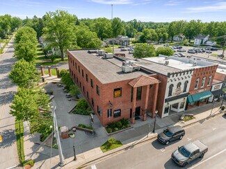Plus de détails pour 107 S Main St, Almont, MI - Local commercial à vendre