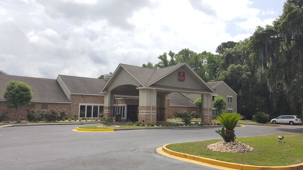 6800 Abercorn St, Savannah, GA à vendre - Photo de l’immeuble – Image 2 sur 4