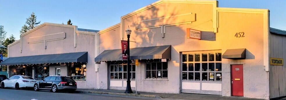 452 Healdsburg Ave, Healdsburg, CA à vendre - Photo de l’immeuble – Image 1 sur 16