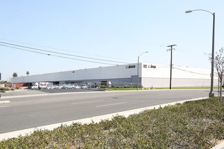 Plus de détails pour 14950-14952 Valley View Ave, La Mirada, CA - Industriel/Logistique à louer