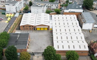 Plus de détails pour 145-147 Boston Rd, Londres - Industriel/Logistique à louer