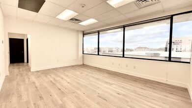 277 E Amador Ave, Las Cruces, NM à louer Photo intérieure– Image 2 sur 6