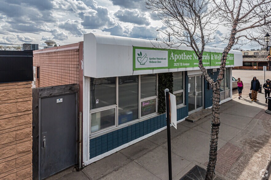 3829 118th Ave, Edmonton, AB à vendre - Photo de l’immeuble – Image 2 sur 10