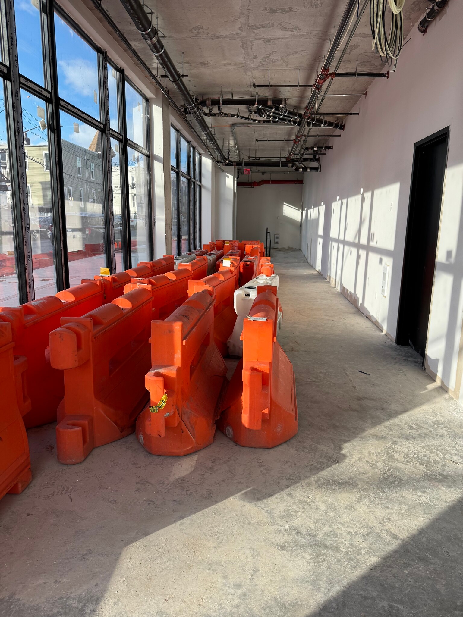 3051 Atlantic Ave, Brooklyn, NY à louer Photo intérieure– Image 1 sur 4