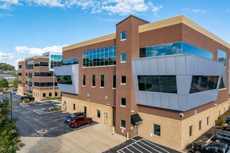Plus de détails pour 703 S Cleveland Massillon Rd, Fairlawn, OH - Bureau à louer