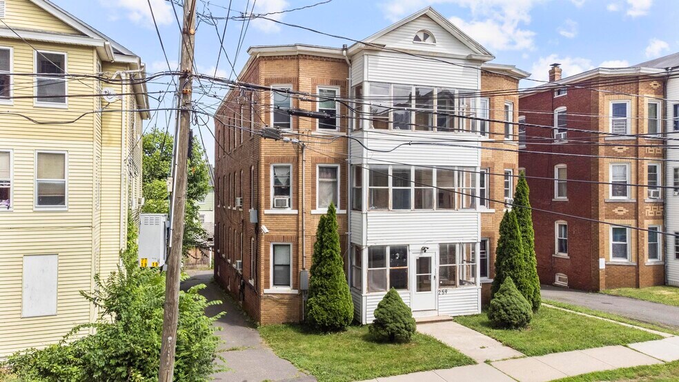 259 Grove St, New Britain, CT à vendre - Photo de l’immeuble – Image 2 sur 20