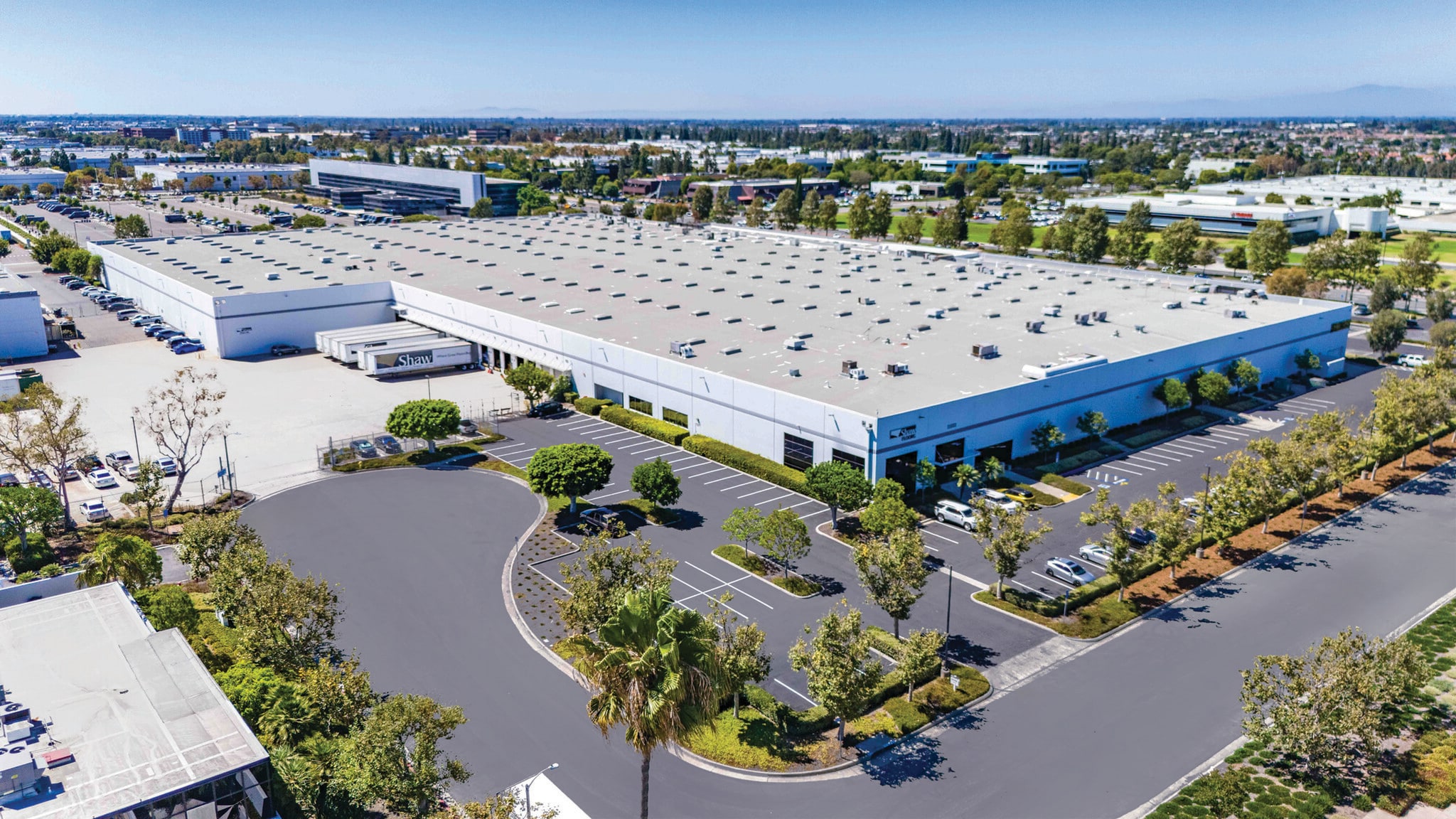 6550 Katella Ave, Cypress, CA à louer Photo de l’immeuble– Image 1 sur 4