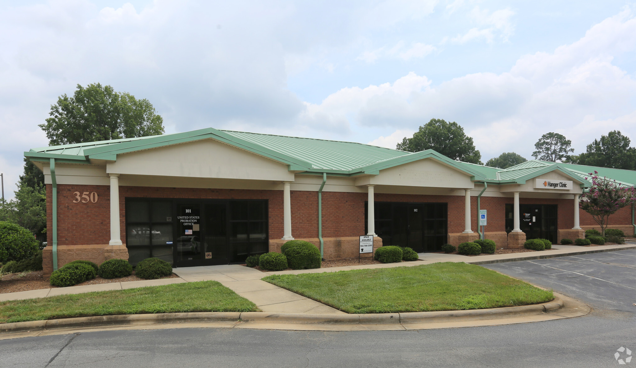350 Jake Alexander Blvd, Salisbury, NC à louer Photo principale– Image 1 sur 3