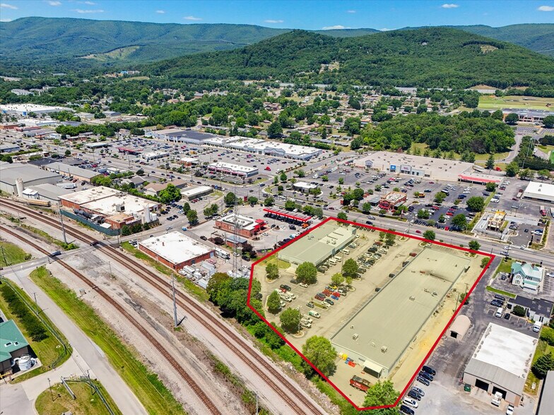 1300-1338 W Main St, Salem, VA à louer - Aérien – Image 2 sur 5