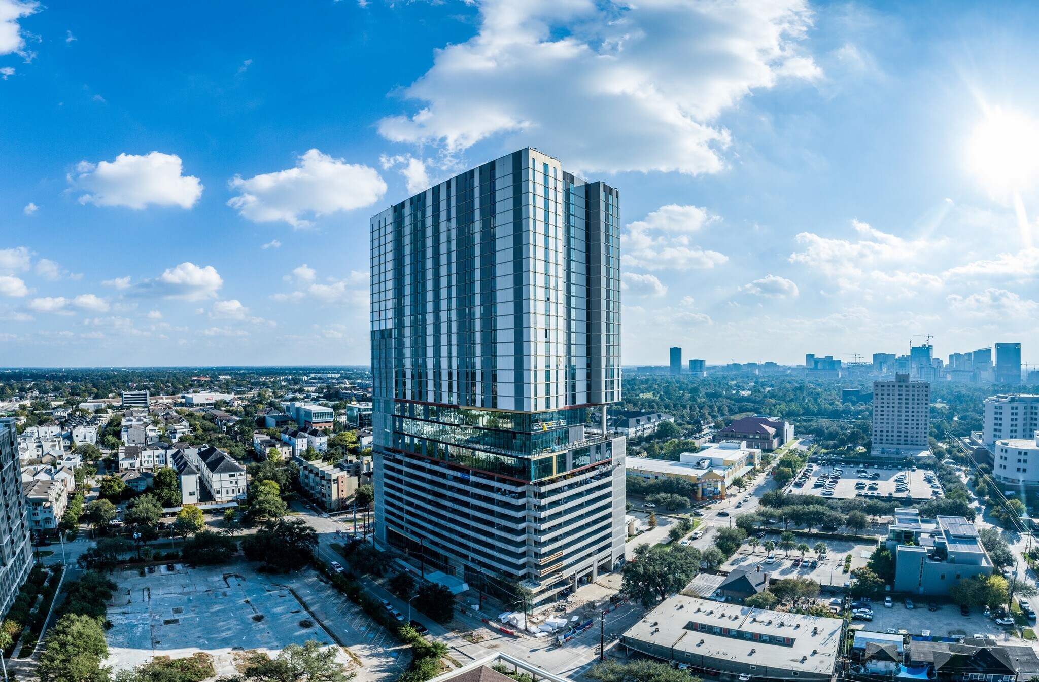 5501 La Branch St, Houston, TX à louer Photo de l’immeuble– Image 1 sur 5