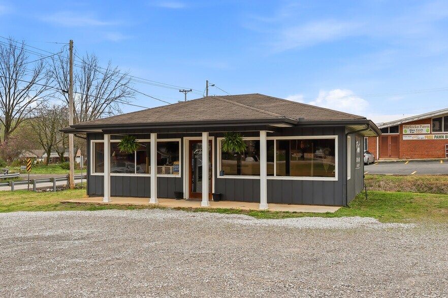 1212 Clinch, Clinton, TN à vendre - Photo de l’immeuble – Image 2 sur 14