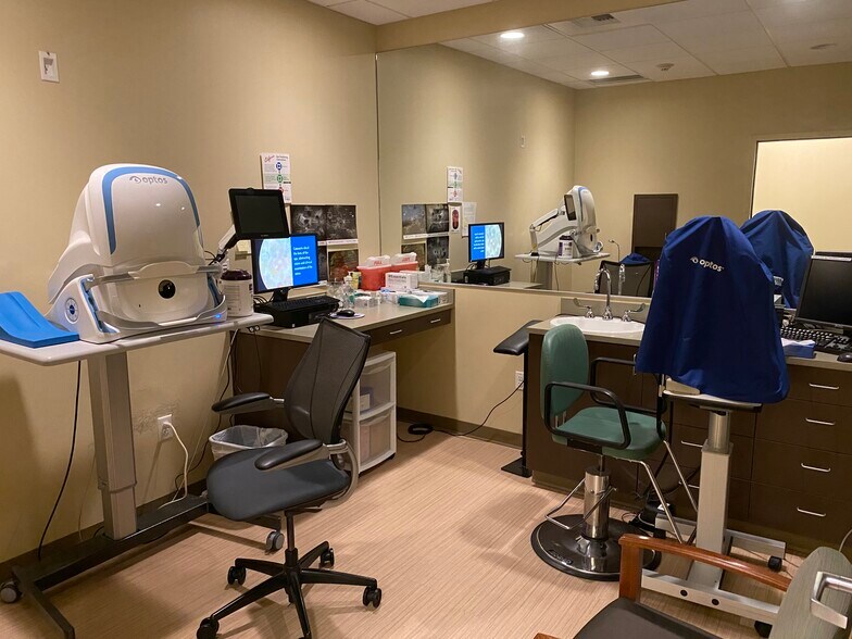 700 M St NE, Auburn, WA à vendre - Photo de l’immeuble – Image 3 sur 9