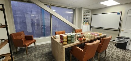 215 E Bay St, Charleston, SC à louer Photo intérieure– Image 2 sur 7