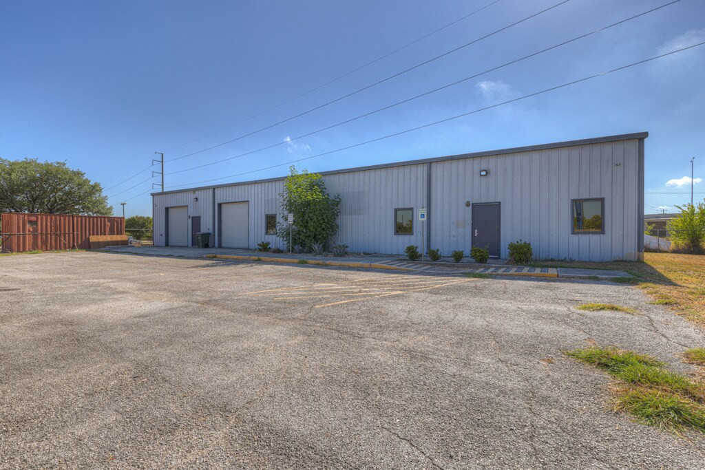 6226 Fairdale Dr, San Antonio, TX à vendre Photo de l’immeuble– Image 1 sur 29