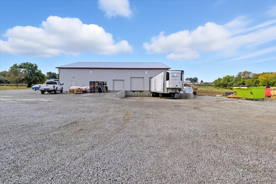 105 N Broadway St, Syracuse, MO à vendre - Photo de l’immeuble – Image 3 sur 25